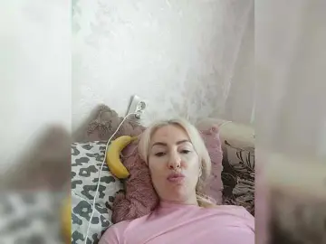 White00Pearl  live sex cam