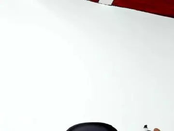 Kloe-squirts  live sex cam