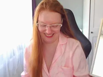MissInari  live sex cam