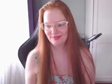 MissInari  live sex cam