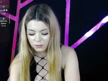 Breezelle  live sex cam