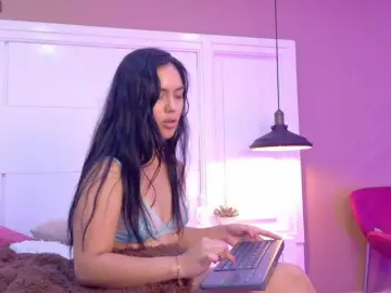Emilia-falcon  live sex cam