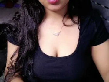 Lovelysummi  live sex cam