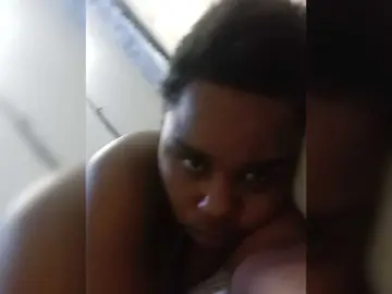 Prettyshe  live sex cam