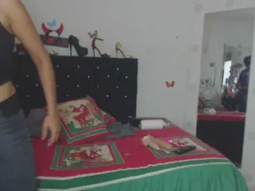 Flacapaola11  live sex cam