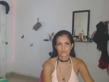 Flacapaola11  live sex cam