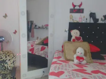 Flacapaola11  live sex cam