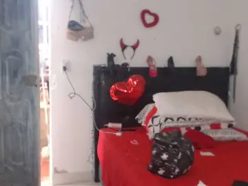 Flacapaola11  live sex cam
