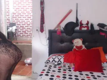 Flacapaola11  live sex cam