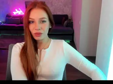 Kira2681  live sex cam
