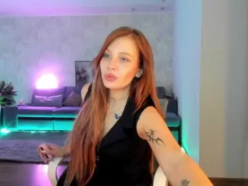Kira2681  live sex cam