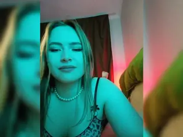 Kisa-m  live sex cam