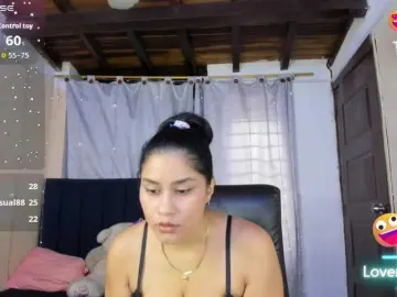 HalimaQadir  live sex cam