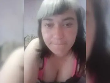 HollyLaBerry  live sex cam