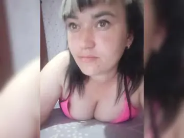 HollyLaBerry  live sex cam