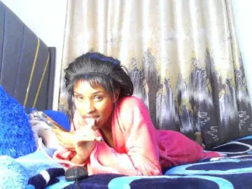 L0nelyP3arl  live sex cam