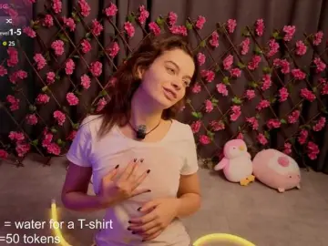 Lunessa  live sex cam