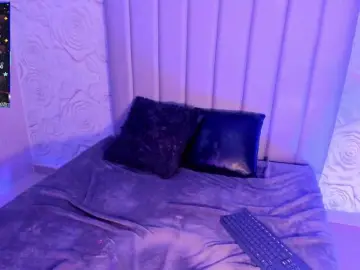 LyaDubois  live sex cam