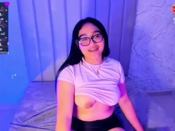 LyaDubois  live sex cam