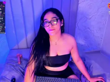 LyaDubois  live sex cam