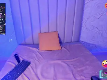LyaDubois  live sex cam