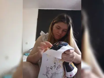 Mariicka  live sex cam