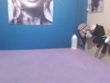 NADINNNE  live sex cam