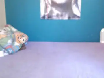 NADINNNE  live sex cam