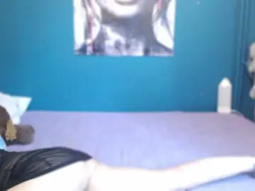 NADINNNE  live sex cam