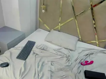 Astarte23  live sex cam