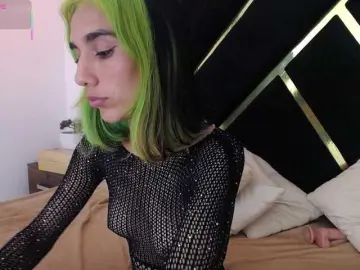 Scarlett-Moon3  live sex cam
