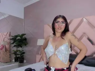 ZairaRogue  live sex cam