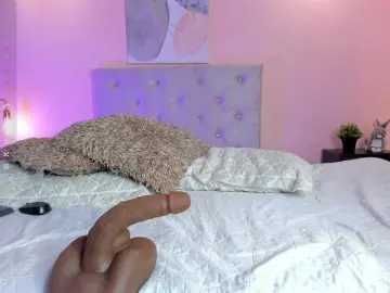 Brianathompson  live sex cam