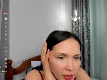 Elina-syui  live sex cam