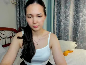 Elina-syui  live sex cam