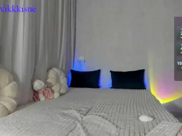 Vikkkisue  live sex cam