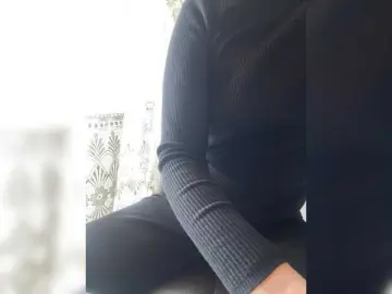 Avrora09  live sex cam