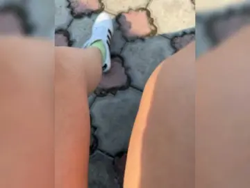 Avrora09  live sex cam
