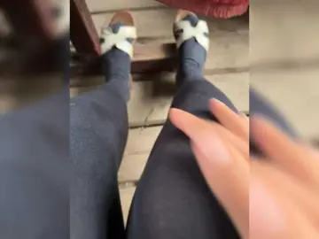 Avrora09  live sex cam