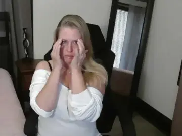 Holliekate  live sex cam