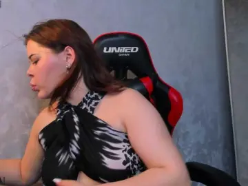 LisaTerry  live sex cam