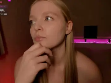 Ssweet-annie  live sex cam