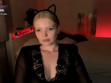 Ssweet-annie  live sex cam