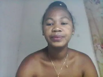 Ciennezah  live sex cam