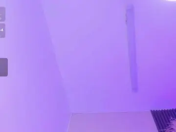 Kittybluuee  live sex cam