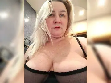 Miranda-robinson  live sex cam