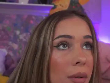 AvaSolis  live sex cam