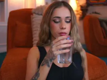 AvaSolis  live sex cam