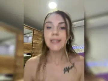 KristinaMoonx  live sex cam