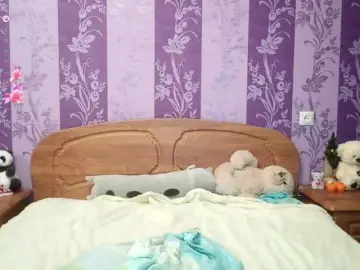 LeonaZdenek  live sex cam